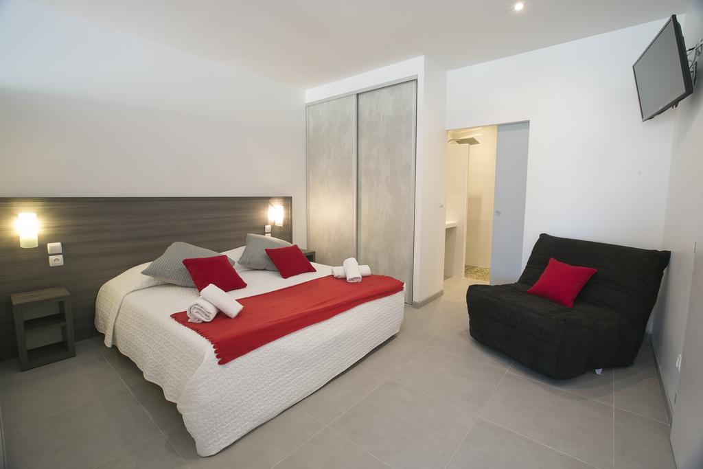Le Grand Large Bord De Hotel&appartements Hotel 2*