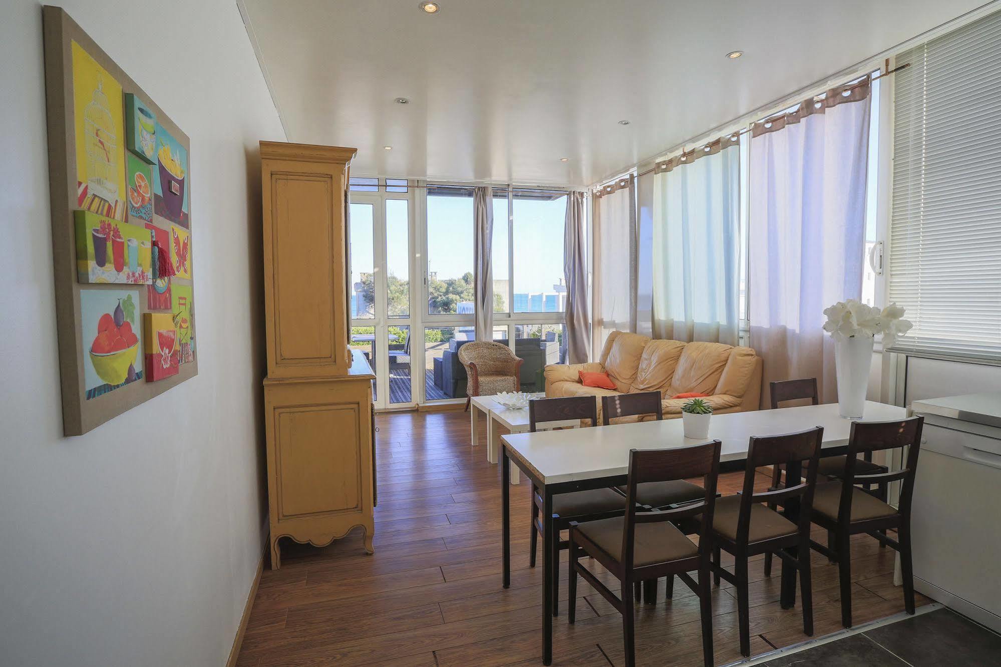 Le Grand Large Bord De Hotel&appartements Palavas-les-Flots
